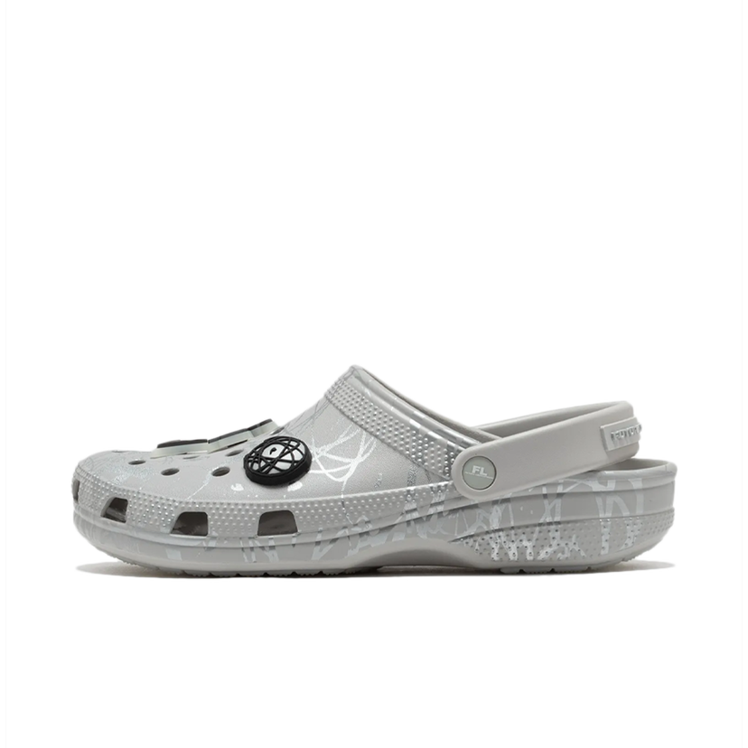 Кецове и обувки Crocs Futura Laboratories x Classic Clog "Pearl White" Сиво | 209622-101