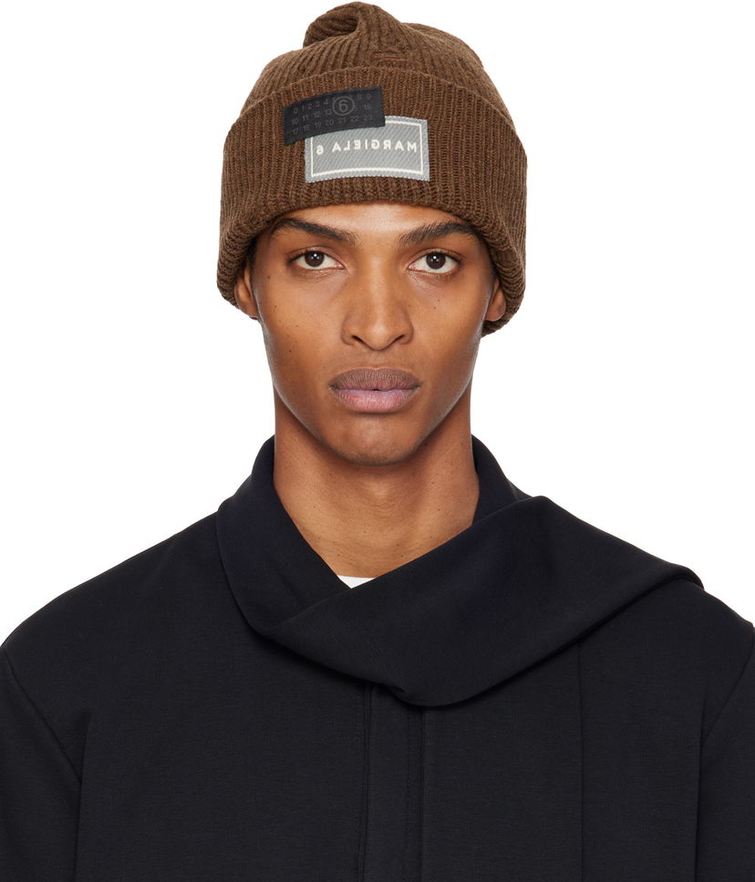 Шапка Maison Margiela MM6 Maison Margiela Logo Patch Beanie Кафяво | SH0TB0001 M13138
