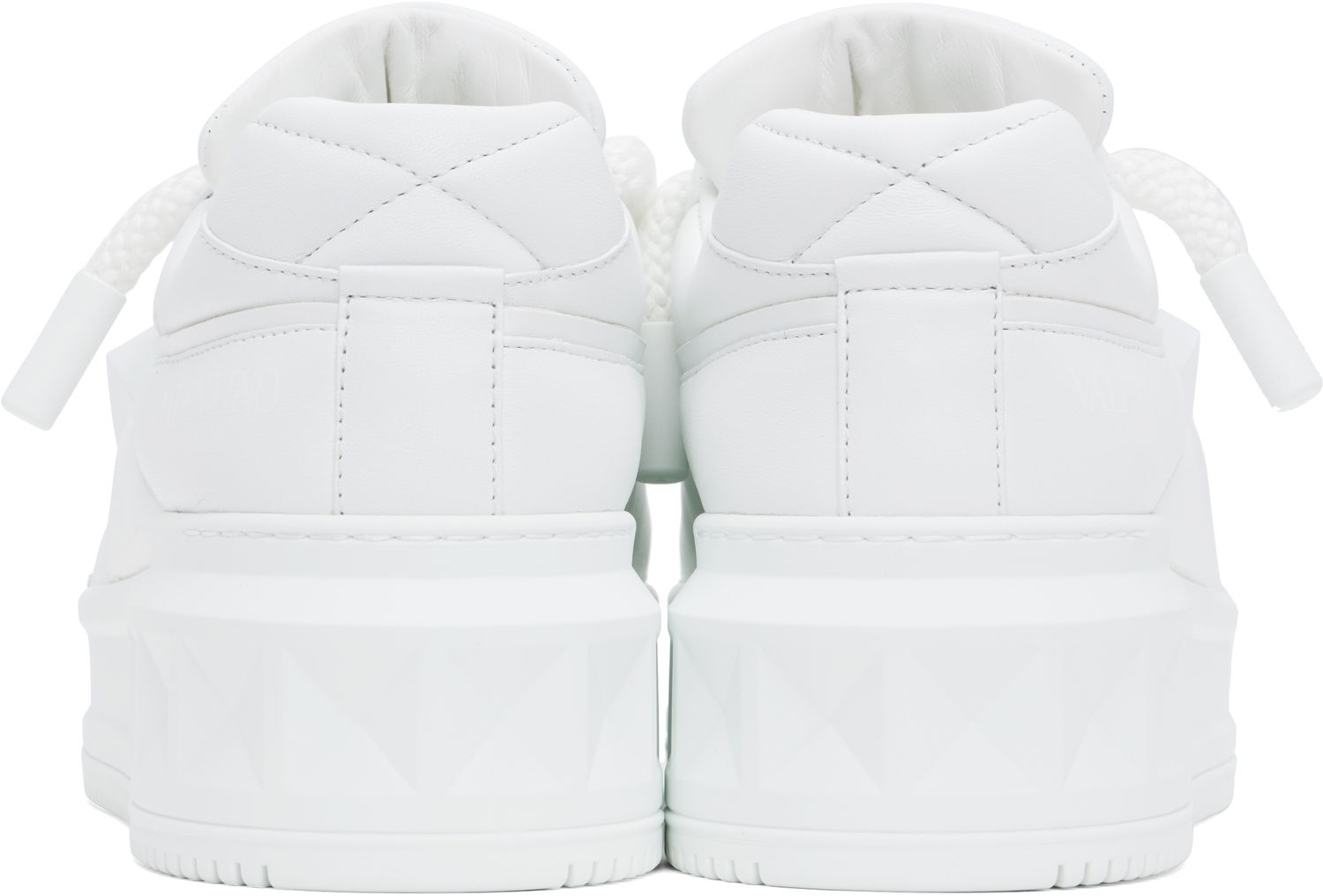 Кецове и обувки Valentino Valentino Garavani One Stud XL Nappa Leather Low-Top Бяло | 6Y2S0G37XTM, 1