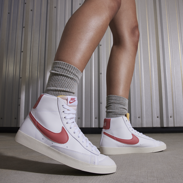 Кецове и обувки Nike Blazer Mid '77 Next Nature Бяло | FZ3626-100, 3