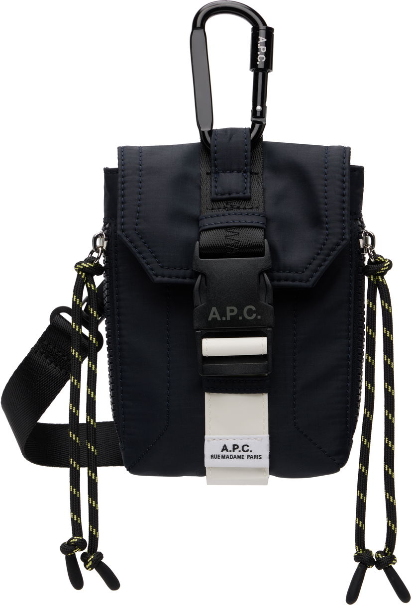 Чанта през рамо A.P.C. Trek Carabiner Buckle Crossbody Pouch Тъмно синьо | PAAFH-H61733