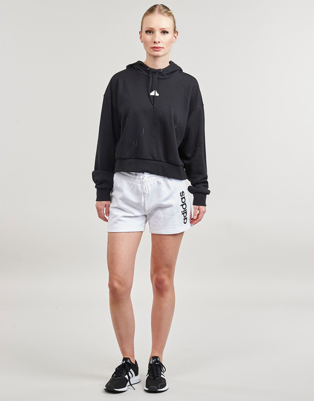 Къси панталони adidas Originals Shorts adidas W LIN FT SHO Бяло | IC6875, 1
