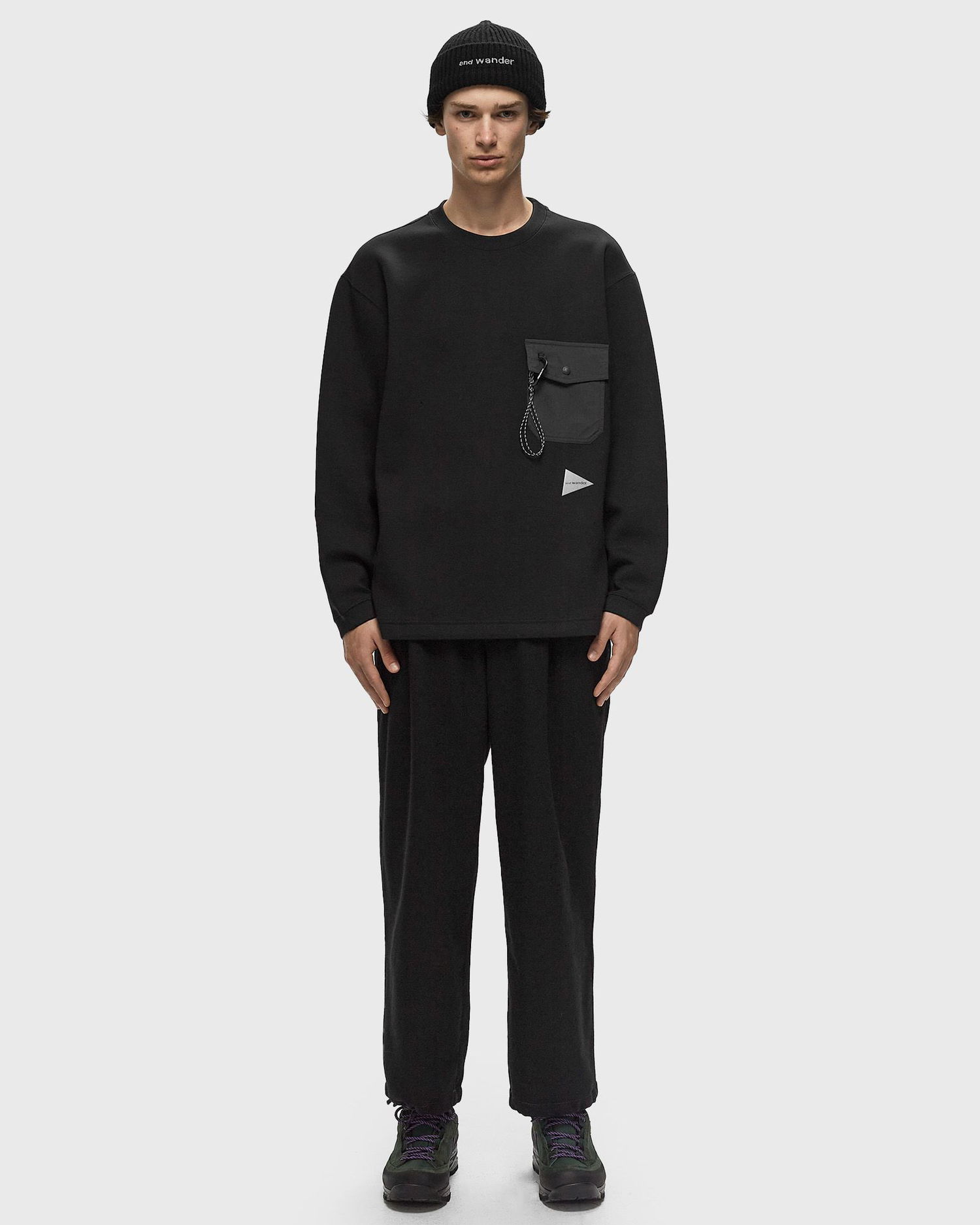 Суитчър and wander Airly Warm Pullover Черно | 5744284163-010, 1