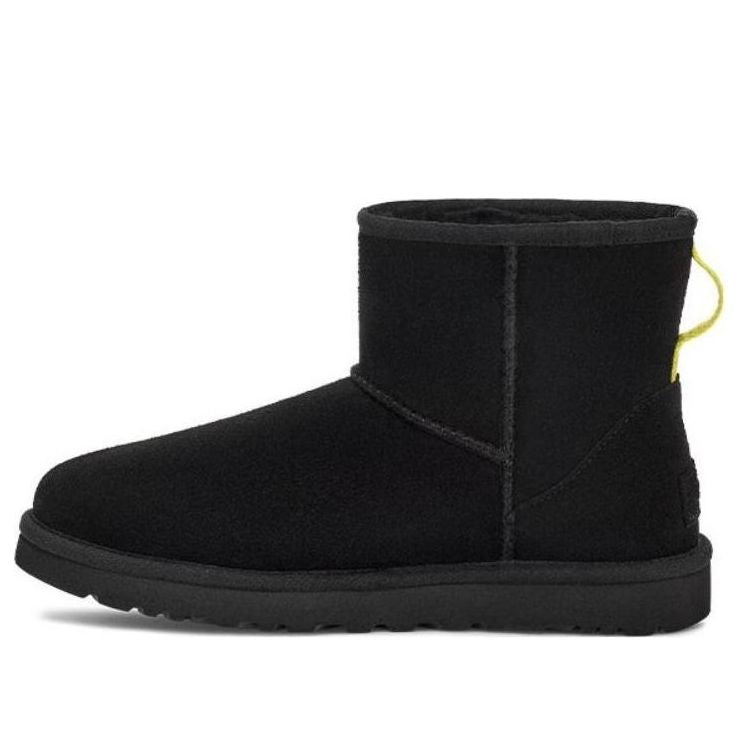 Кецове и обувки UGG Classic Mini Side Logo Boots Черно | 1144057-BLK