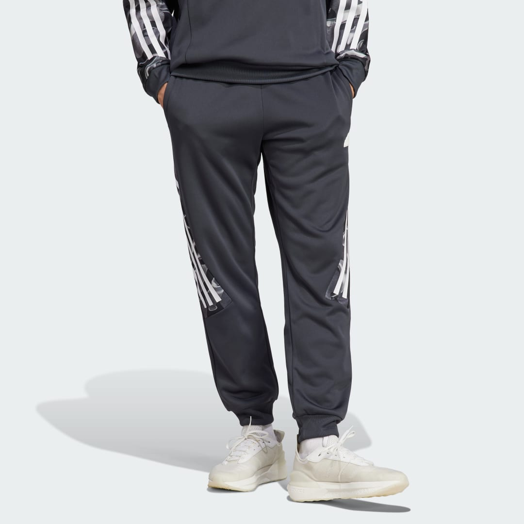 Панталони и дънки adidas Originals Future Icons Allover Print Черно | IB6127, 1