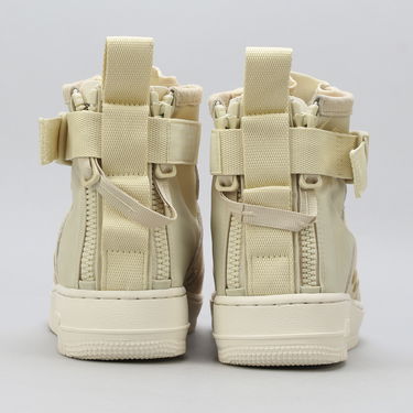 Кецове и обувки Nike SF Air Force 1 Mid ''Fossil'' W Бежово | AA3966-202, 3