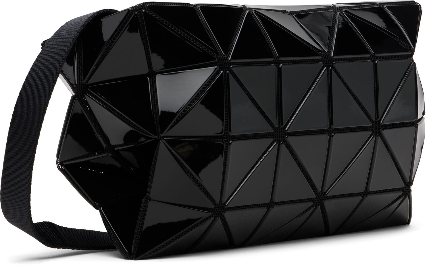 Чанта през рамо BAO BAO ISSEY MIYAKE Glossy Triangular Panel Carton Shoulder Bag Черно | BB58AG422, 1