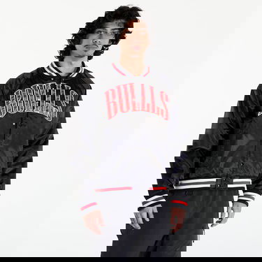 Яке бомбър New Era Chicago Bulls NBA Applique Satin Bomber Jacket UNISEX Black/ Front Door Red Черно | 60435456, 0