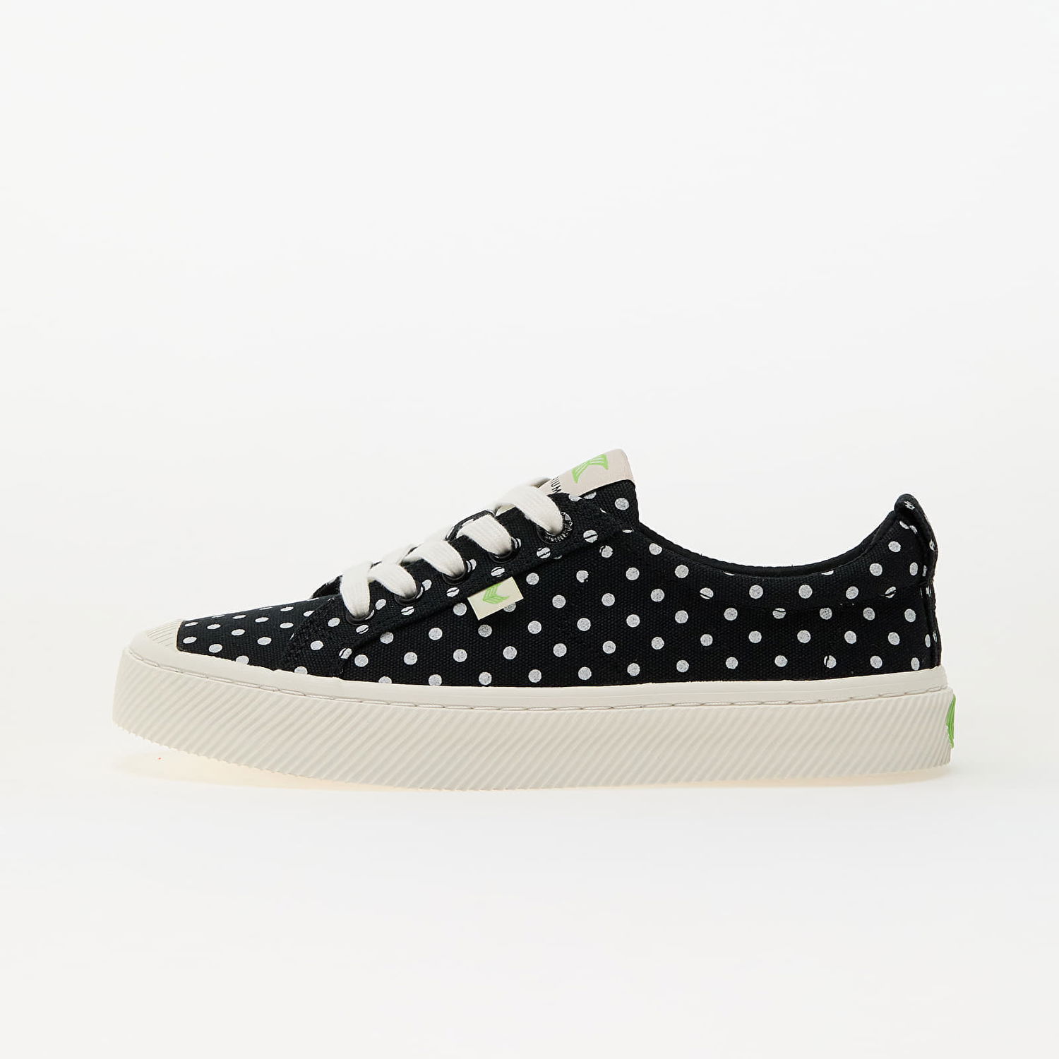 Кецове и обувки Cariuma W Oca Low Black Polka Dots Черно | 100103B17 W, 0