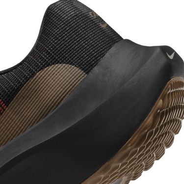 Кецове и обувки Nike Zoom Fly 5 A.I.R. Hola Lou Черно | DR9837-001, 3