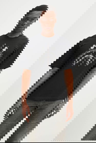 Тениска BAPE T-Shirt Chain Stitch Shark Appliqué Черно | 1L30109343, 0