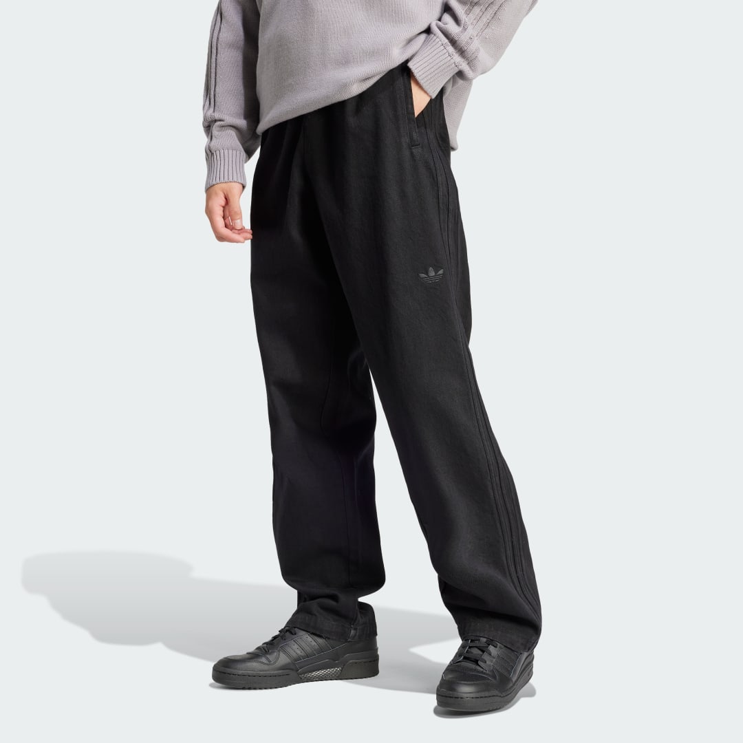 Спортни панталони adidas Originals Premium Denim Firebird Sweatpants Черно | IT7483, 1