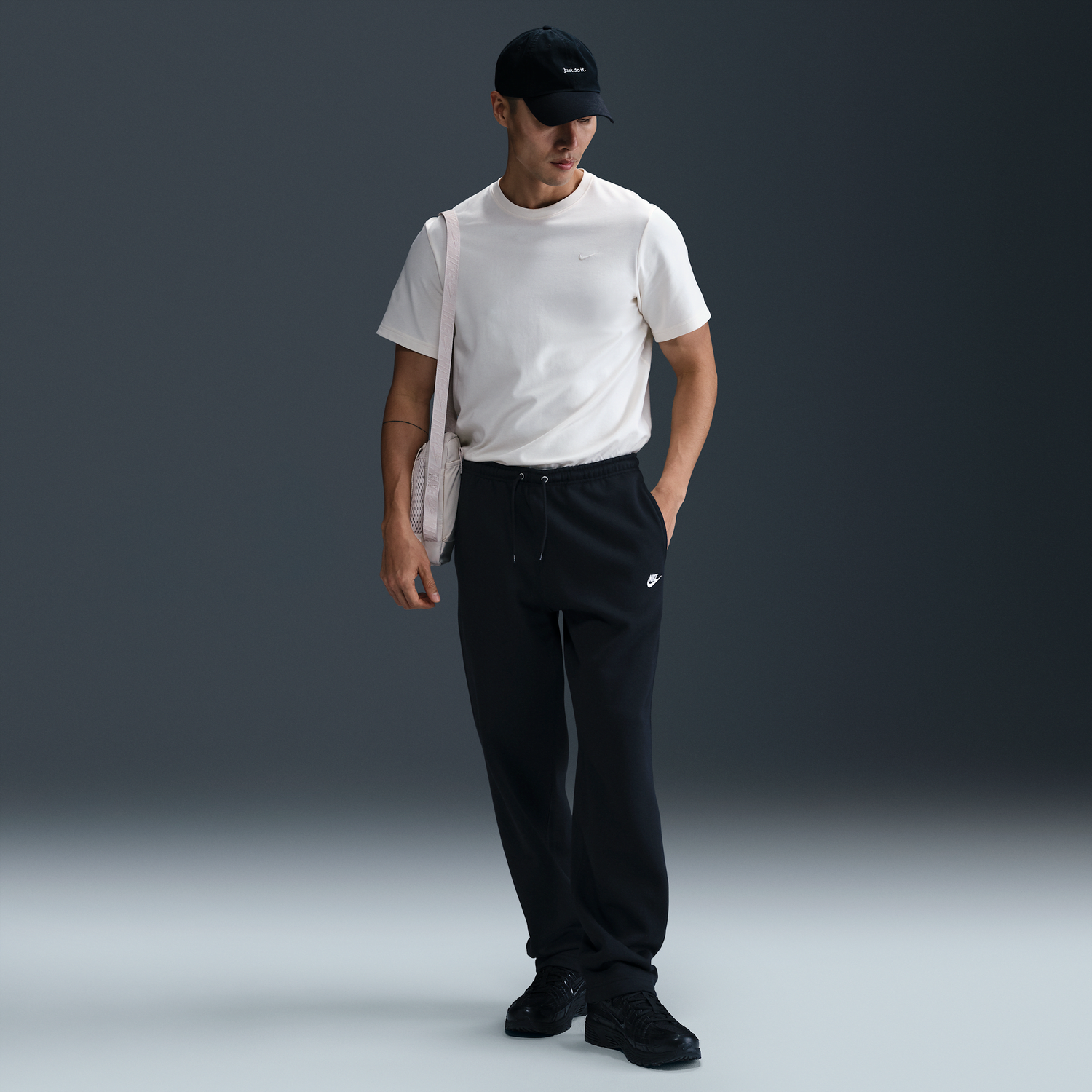 Тениска Nike Nike Club Fleece Pants Черно | FN3730-010, 0