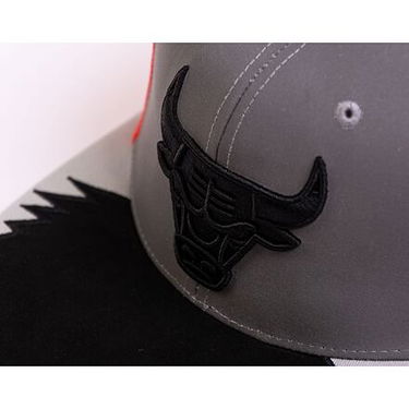 Шапка с козирка Mitchell & Ness Day 5 Snapback Chicago Bulls Червено | HHSS1102-CBUYYPPPGYRD, 3
