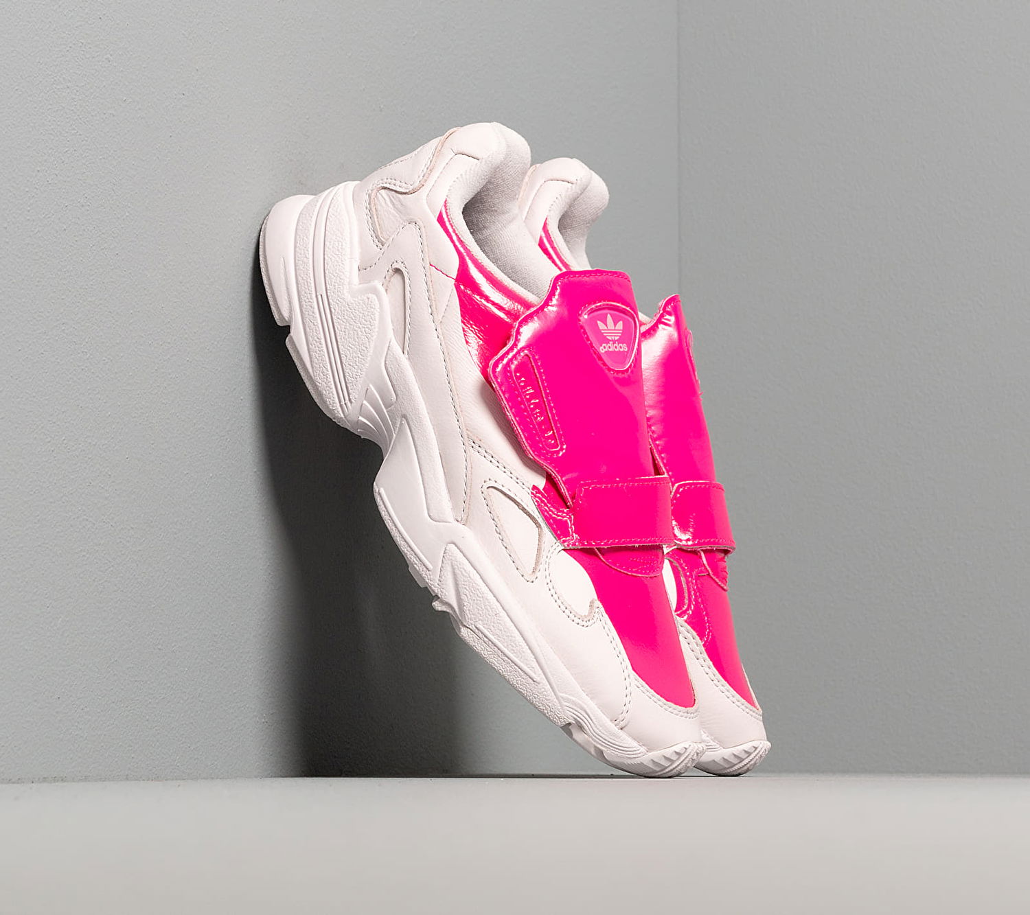 Кецове и обувки adidas Originals Falcon RW Розово | EE5018, 0