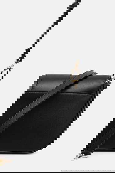 Чанта през рамо Lacoste Structured Flap Shoulder Bag Черно | NF5152AU, 2