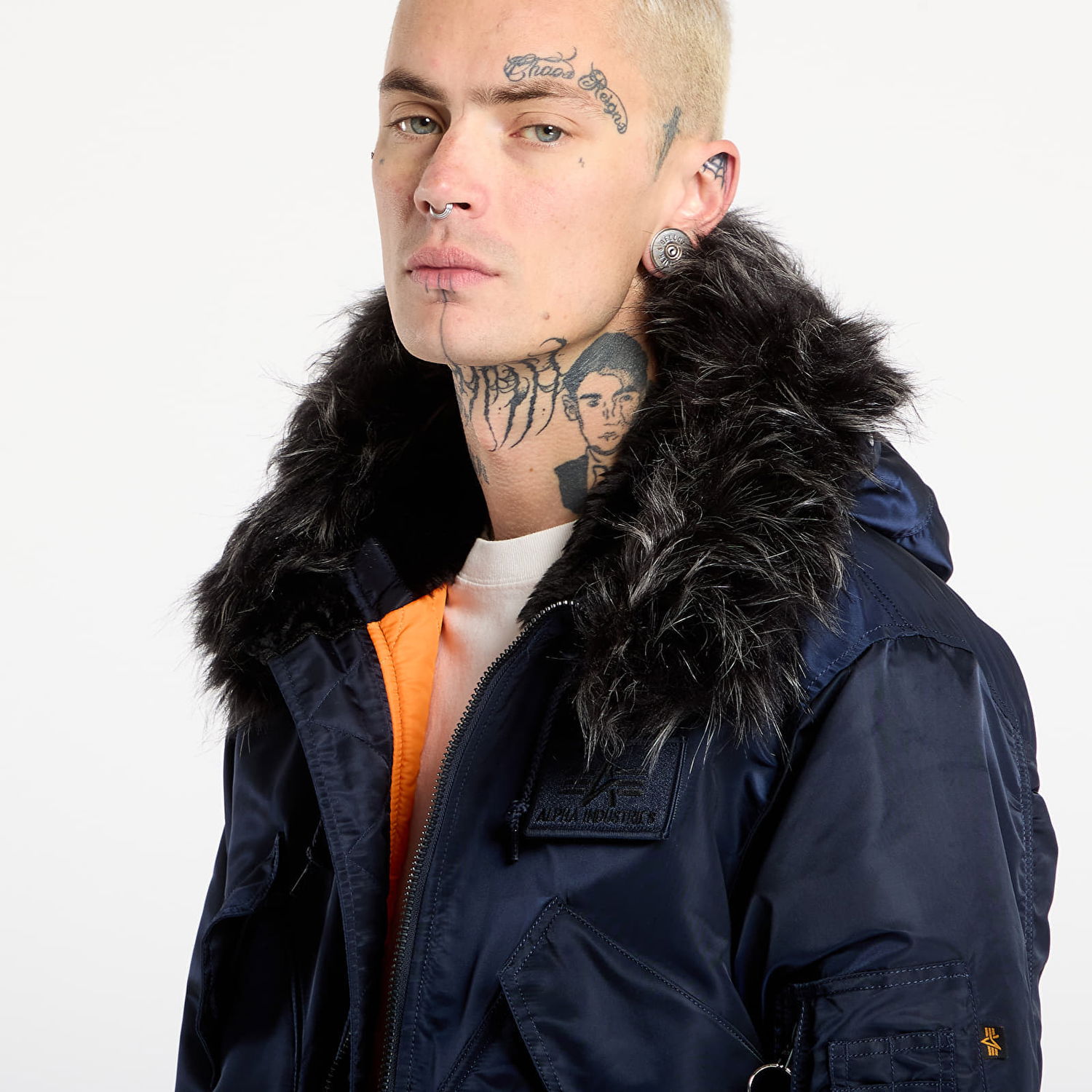 Яке бомбър Alpha Industries Hooded Custom Ultra Bomber Jacket with Faux Fur Trim and Orange Lining Тъмно синьо | 113145-697, 1