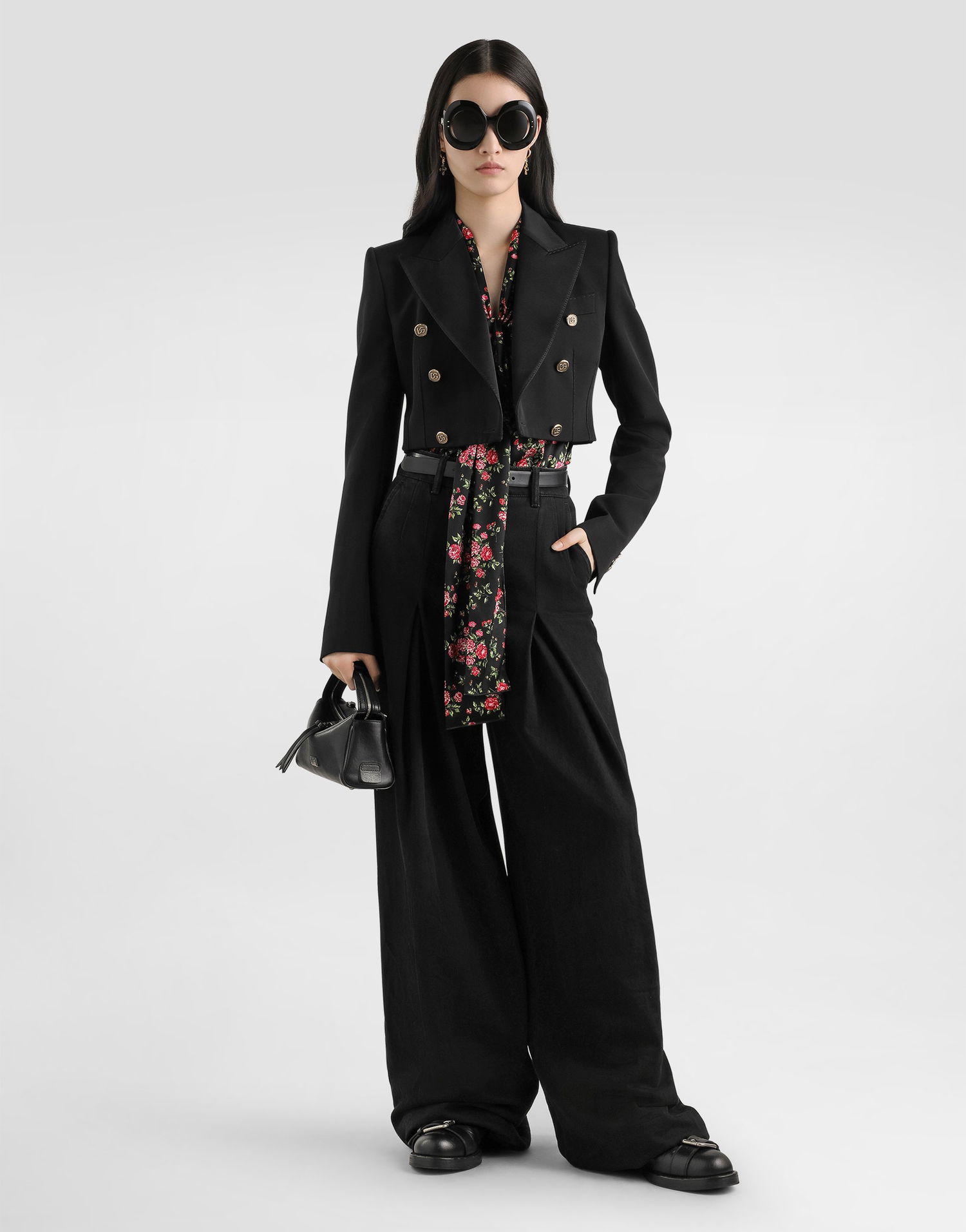 Риза Dolce & Gabbana Dolce & Gabbana Small Rose Bouquet-print Satin Pussy-bow Shirt Черно | F5T17TFSA8GHN5XP, 1