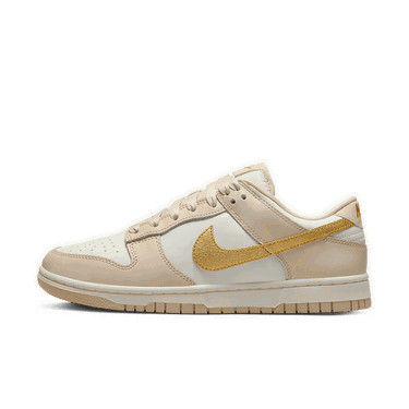 Кецове и обувки Nike Dunk Low "Metallic Gold" W Бежово | DX5930-001, 0