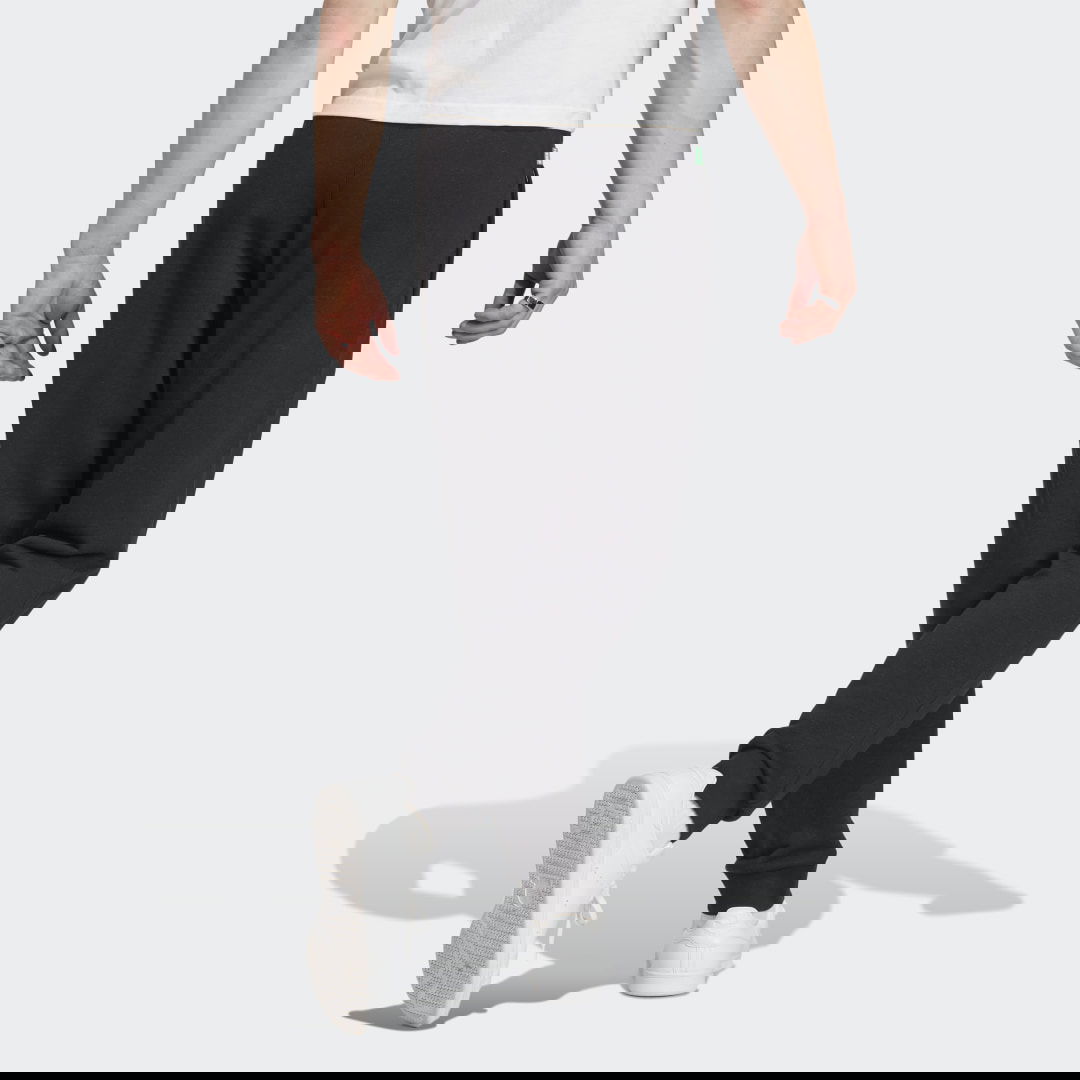 Спортни панталони adidas Originals Essentials+ Made with Hemp Черно | HR8616, 1