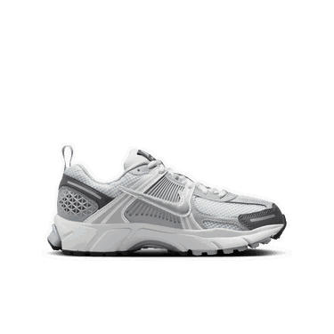 Кецове и обувки Nike Vomero 5 Сиво | HF6998-002, 2