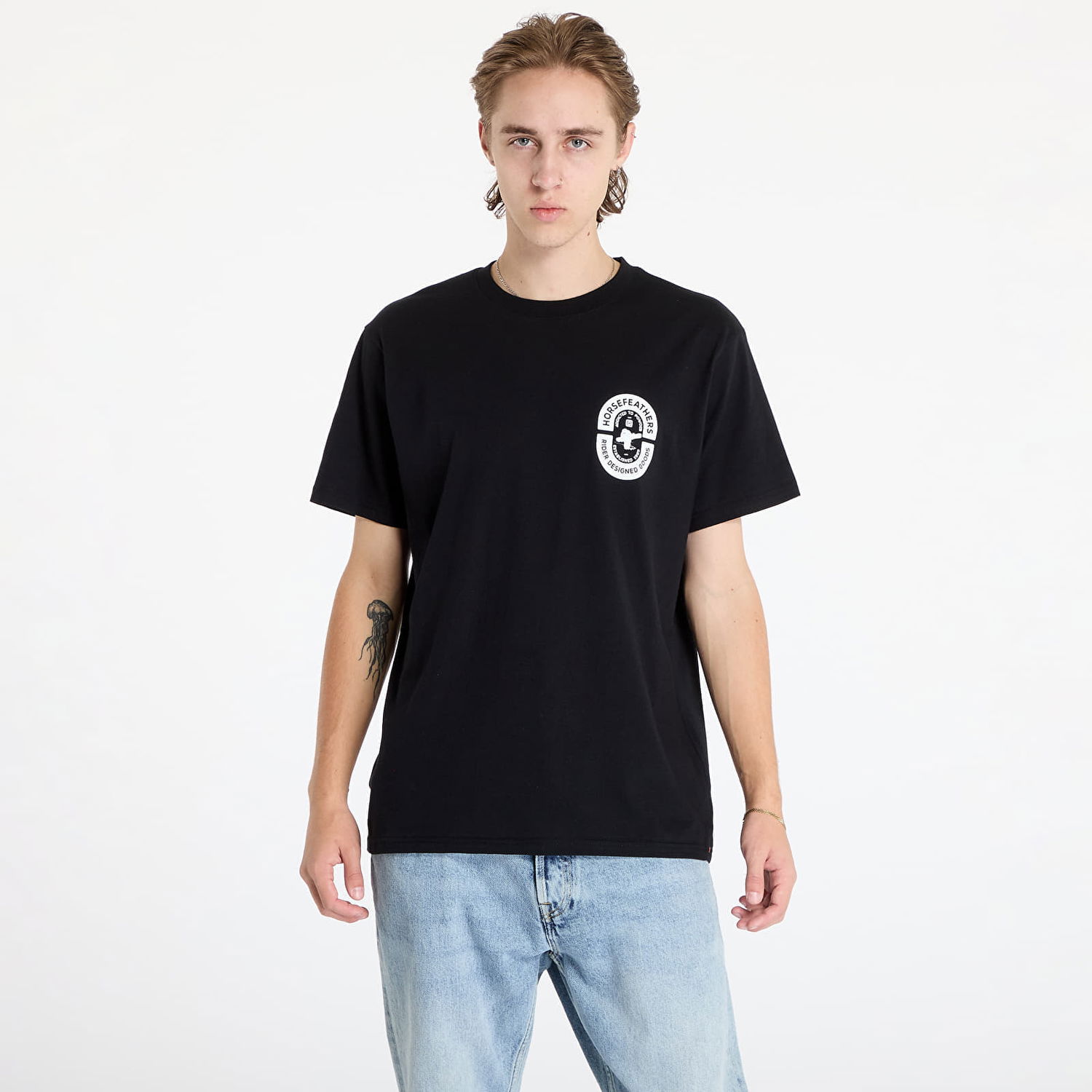 Тениска Horsefeathers Powder Badge II T-Shirt Black M Черно | SM1359A, 0