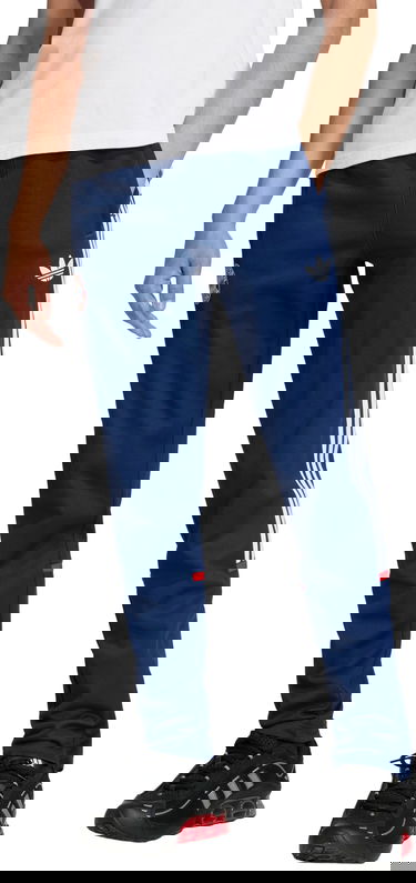 Спортни панталони adidas Originals Originals FC Bayern München Lifestyler Track Pant Тъмно синьо | kc7794, 1