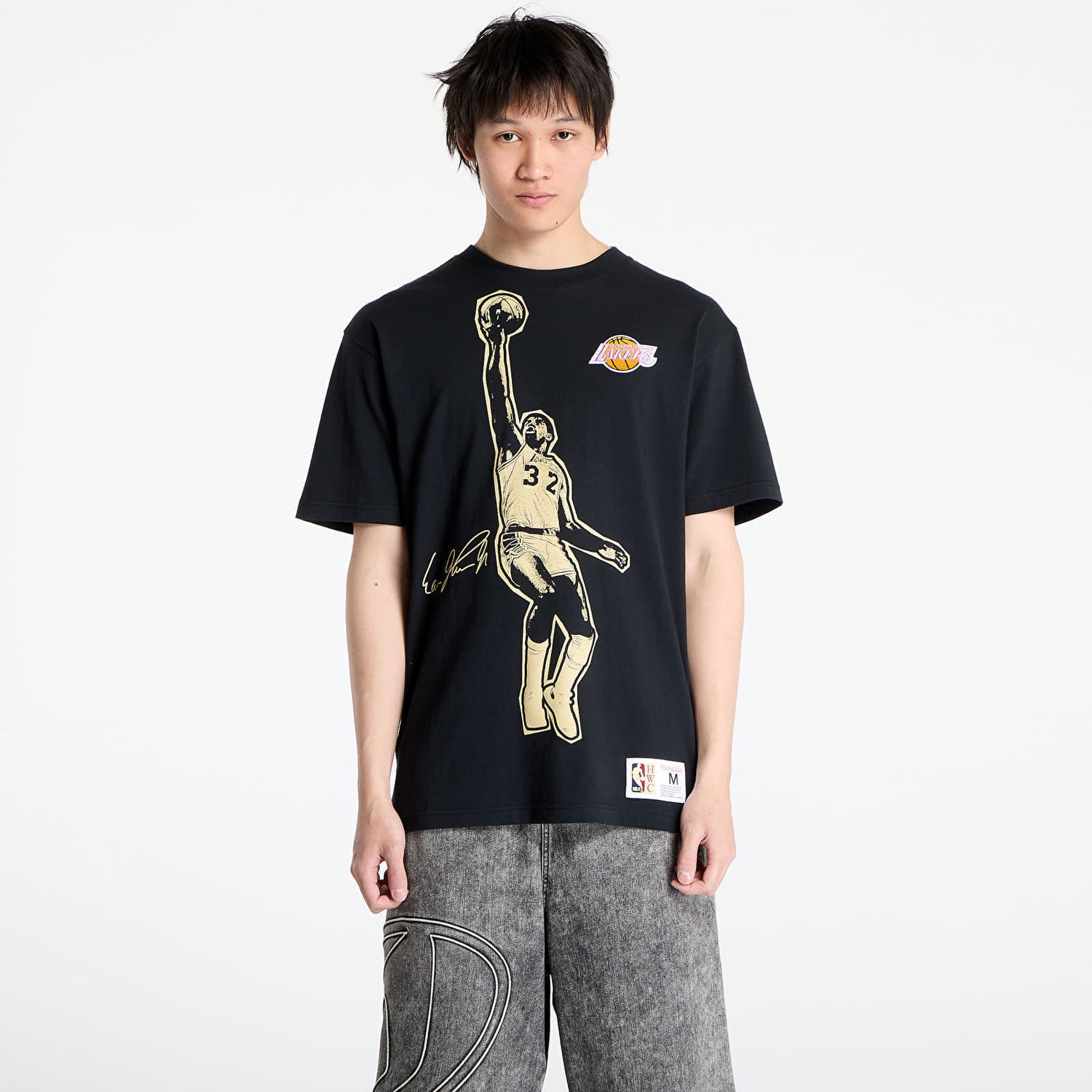 Тениска Mitchell & Ness Mitchell & Ness Lakers Magic Johnson Vintage Graphic Tee Черно | NN12306-LALBLCK, 0