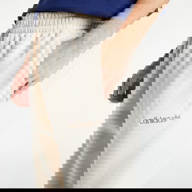 Спортни панталони adidas Performance Trefoil Linear Sweat Pants Бежово | HM2671, 2