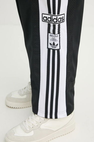 Спортни панталони adidas Originals Black Training Pants with Stripes Черно | JD4267, 4