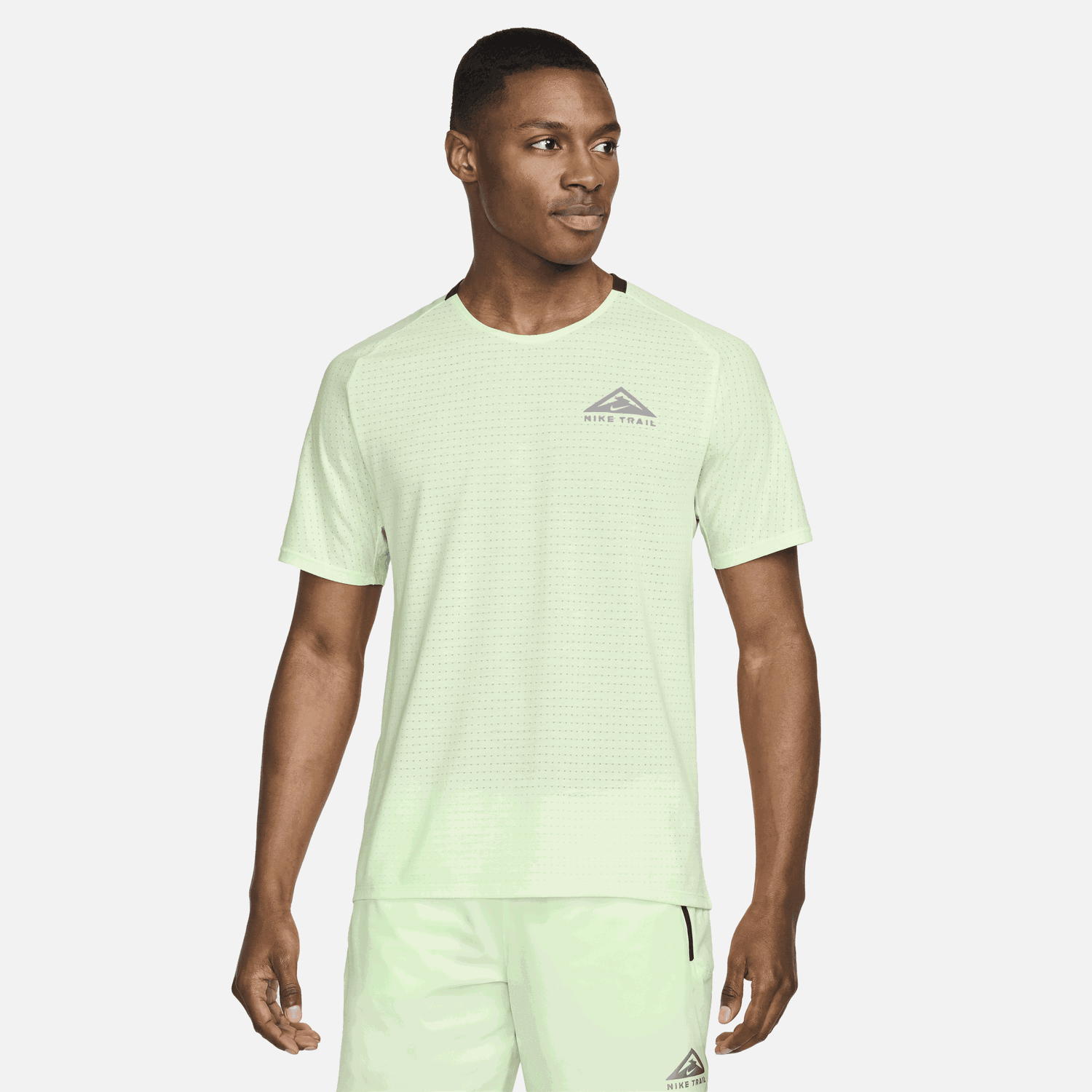 Тениска Nike Trail Solar Chase Dri-FIT Зелено | DV9305-376, 1