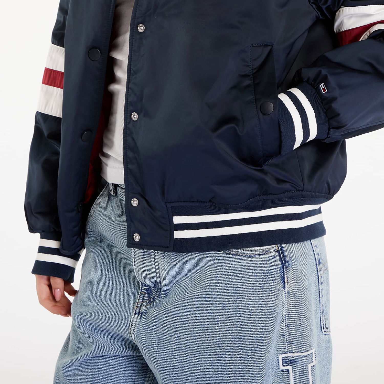 Яке бомбър Tommy Hilfiger Satin Letterman Bomber Jacket Dark Night Navy Тъмно синьо | DW0DW18306 C1G, 1
