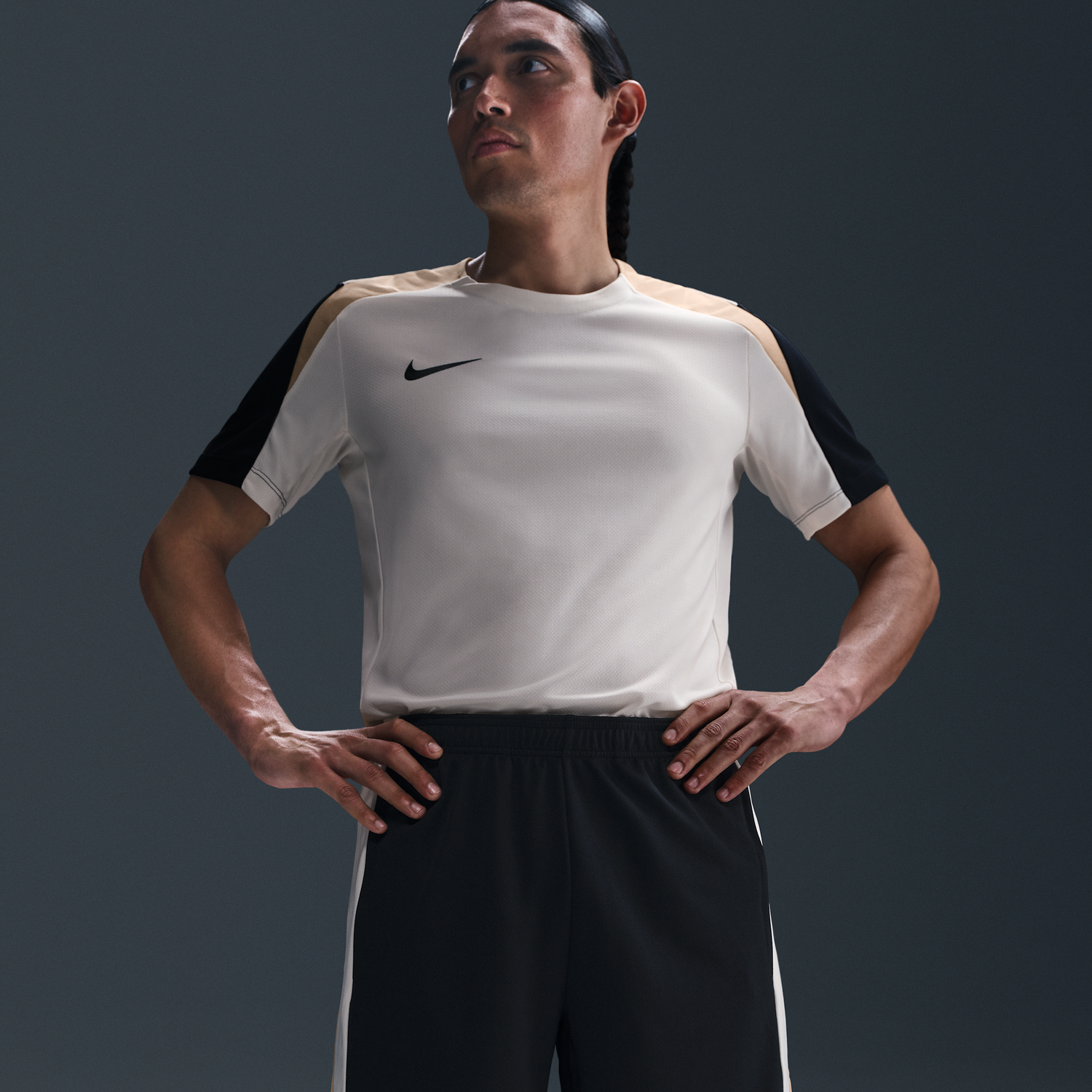 Тениска Nike Dri-FIT Strike Football Shorts Бежово | FN2401-017, 1