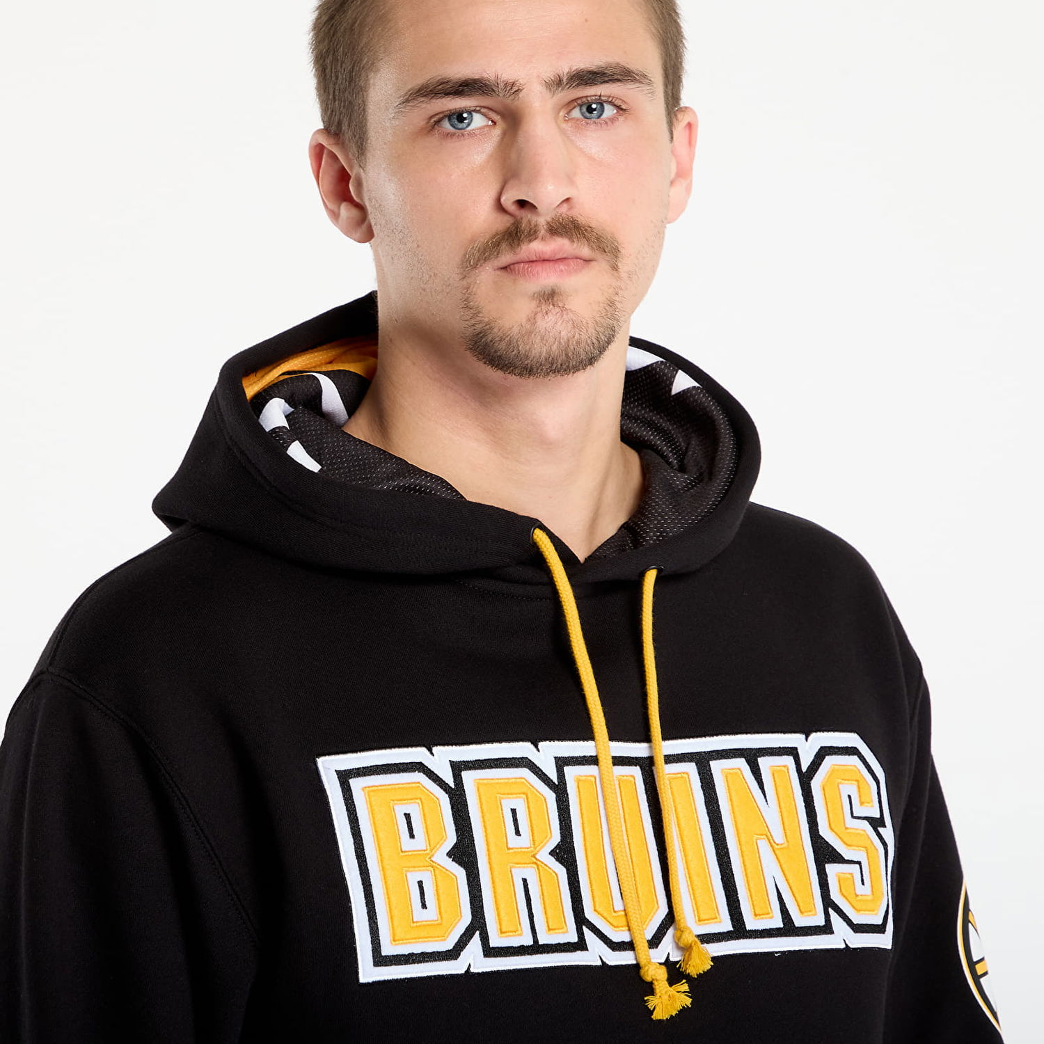 Суитчър Mitchell & Ness Mitchell & Ness NHL Playmaker Fleece Hoodie Vintage Logo Bruins Черно | TH11148-BBNBLCK, 1