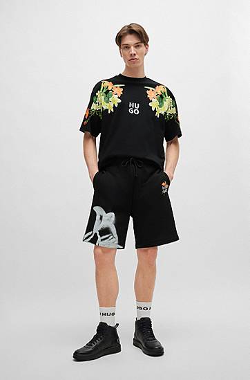 Къси панталони BOSS Relaxed-Fit Cotton-Blend Shorts with Artwork Черно | 50517824, 1