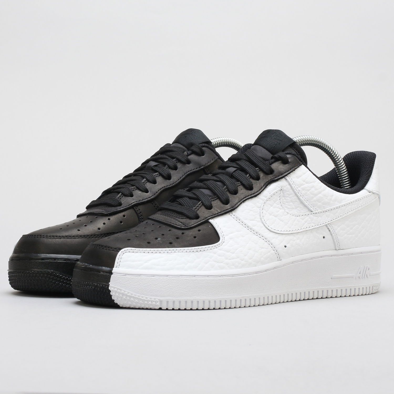 Кецове и обувки Nike Air Force 1 Low '07 LV8 ''Split'' Черно | 905345-004, 1