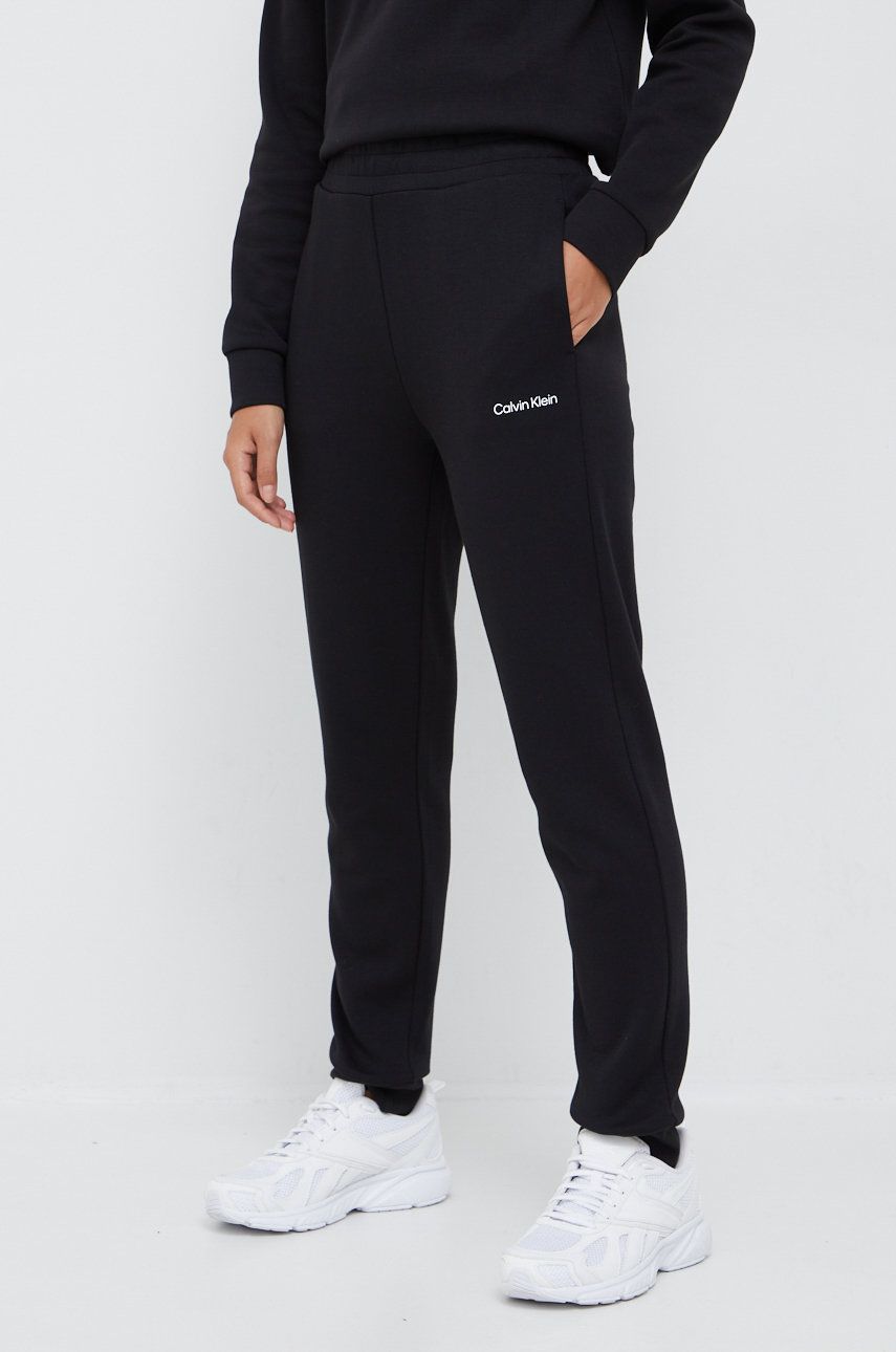 Спортни панталони CALVIN KLEIN Sweatpants Черно | K20K204424.9BYY, 0