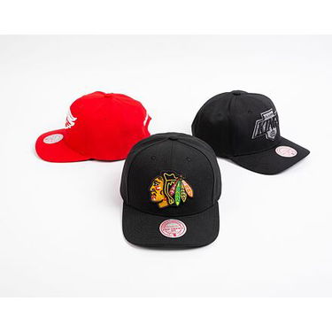 Шапка с козирка Mitchell & Ness NHL Team Ground 2.0 Pro Snapback Chicago Blackhawks Black Черно | HHSS5370-CBHYYPPPBLCK, 2