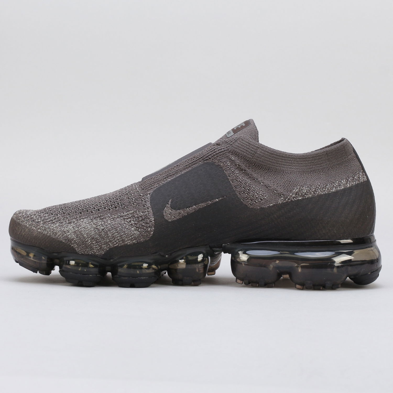 Кецове и обувки Nike Air Vapormax Flyknit MOC Сиво | AH3397-013, 1
