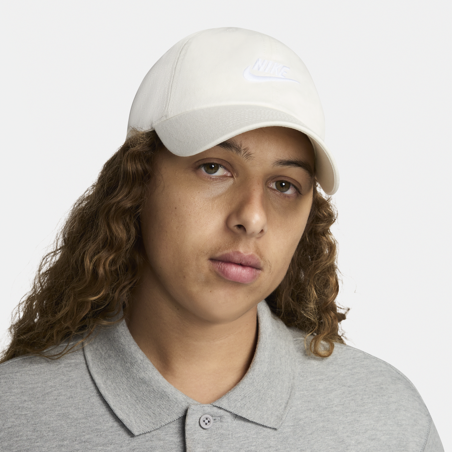 Шапка с козирка Nike Club Futura Бяло | FB5368-133, 1