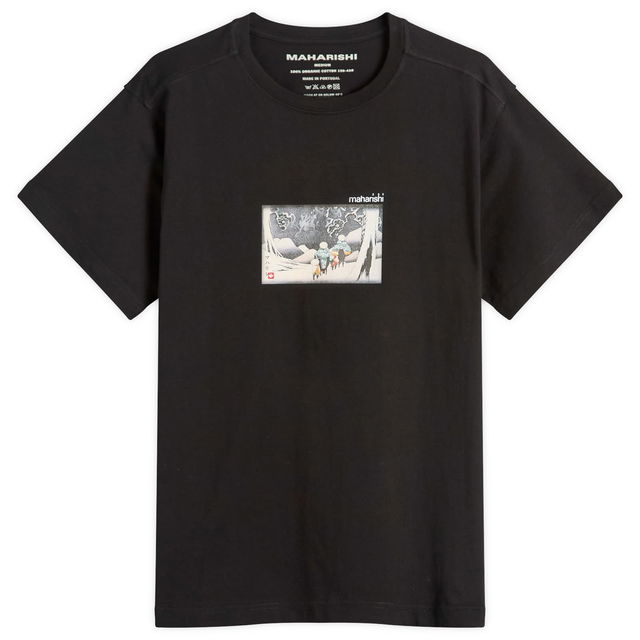 Travellers In Snow Graphic Tee, Size Large