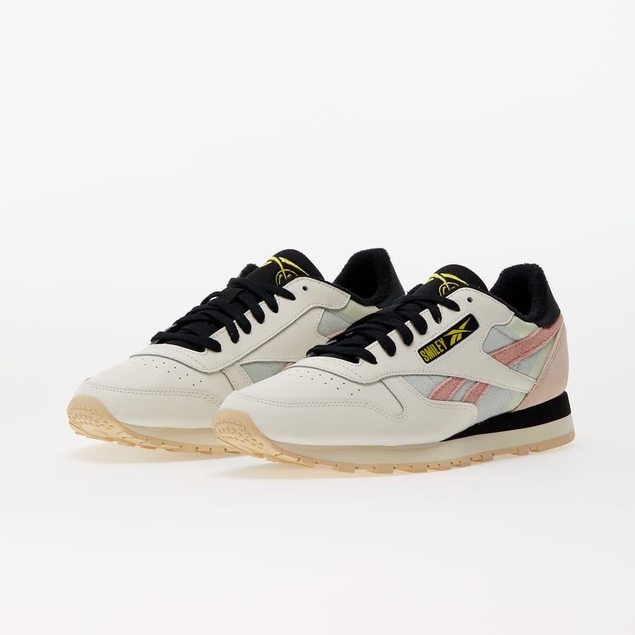 Кецове и обувки Reebok Smiley x Classic Leather Бежово | GX2246, 1