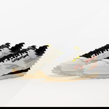 Кецове и обувки Reebok Smiley x Classic Leather Бежово | GX2246, 1