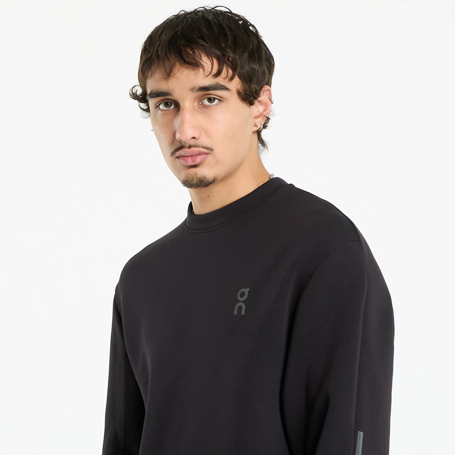 Суитчър On Running Focus Tech Crew Sweatshirt Черно | 1MF30310553 M, 1