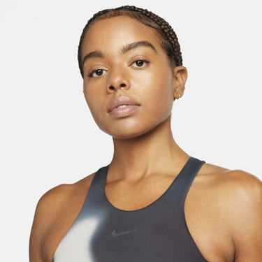 Сутиен Nike Yoga Swoosh Сиво | DM0647-070, 1