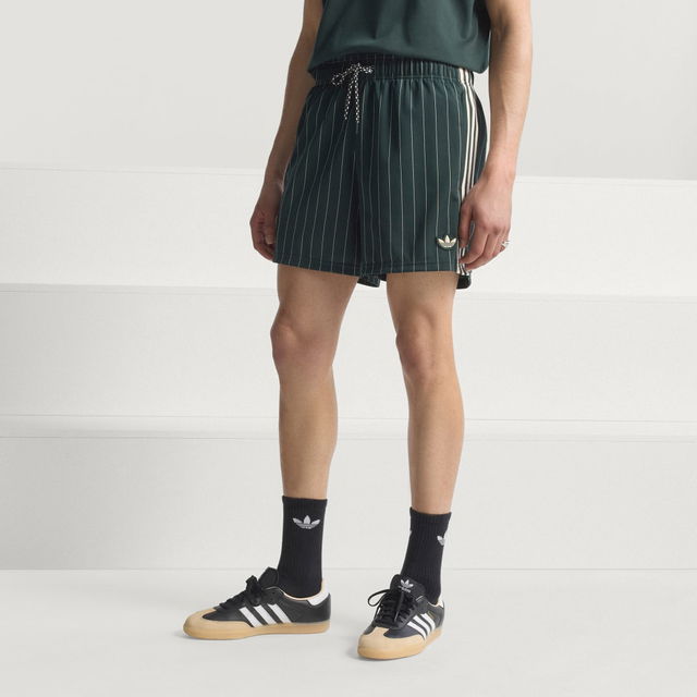 Juventus Terrace Icons Shorts