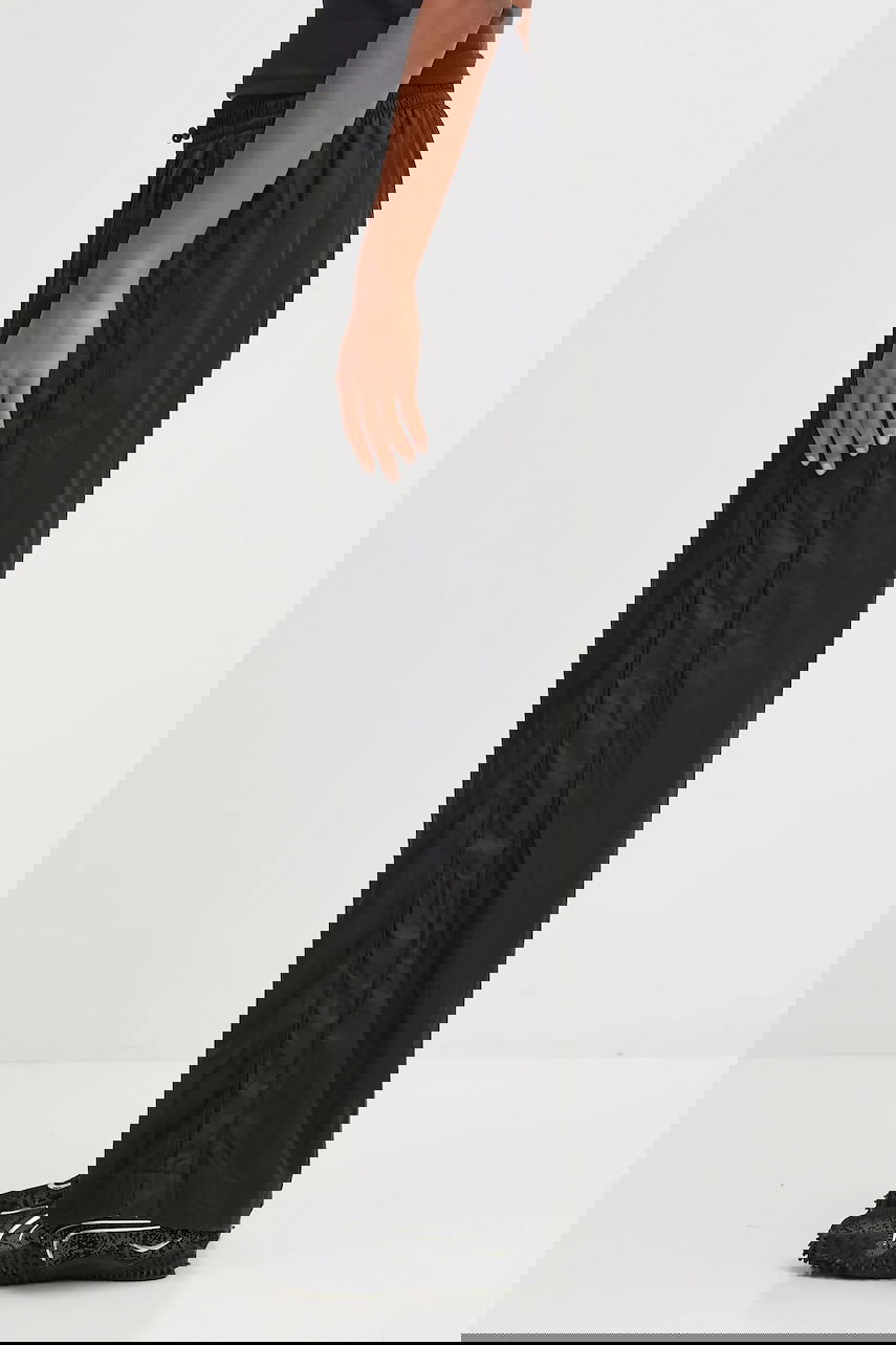 Спортни панталони Puma PUMA x ROSÉ Wide Leg Track Pants Черно | 633796, 1