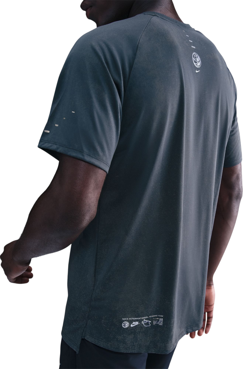 Тениска Nike T-Shirt Stride Сиво | ih7495-437, 1