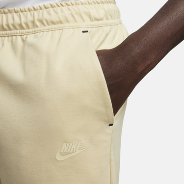 Къси панталони Nike Sportswear Tech Fleece Lightweight Shorts Бежово | DX0828-783, 1