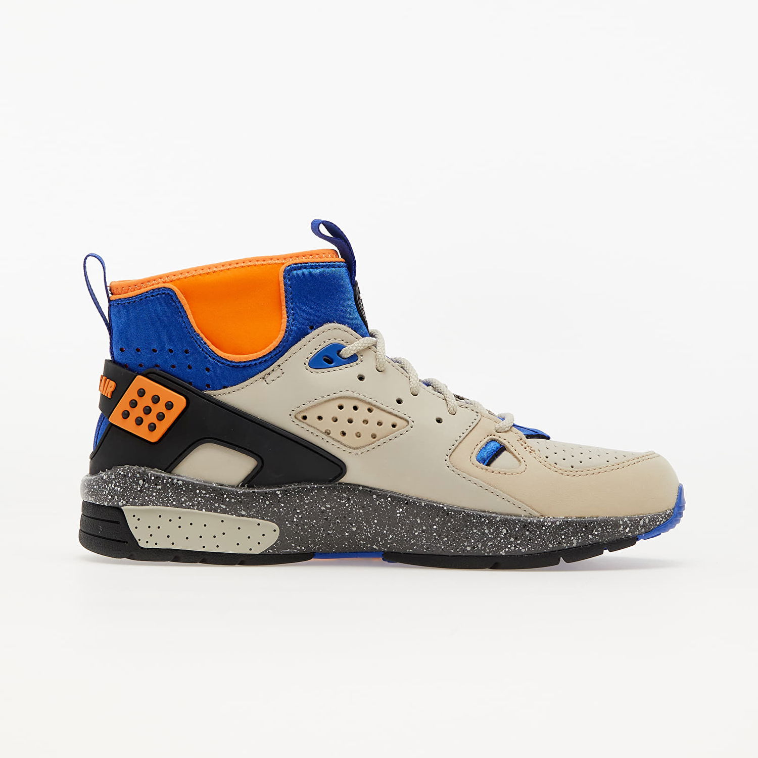 Кецове и обувки Nike ACG Air Movabb Бежово | DC9554-200, 1